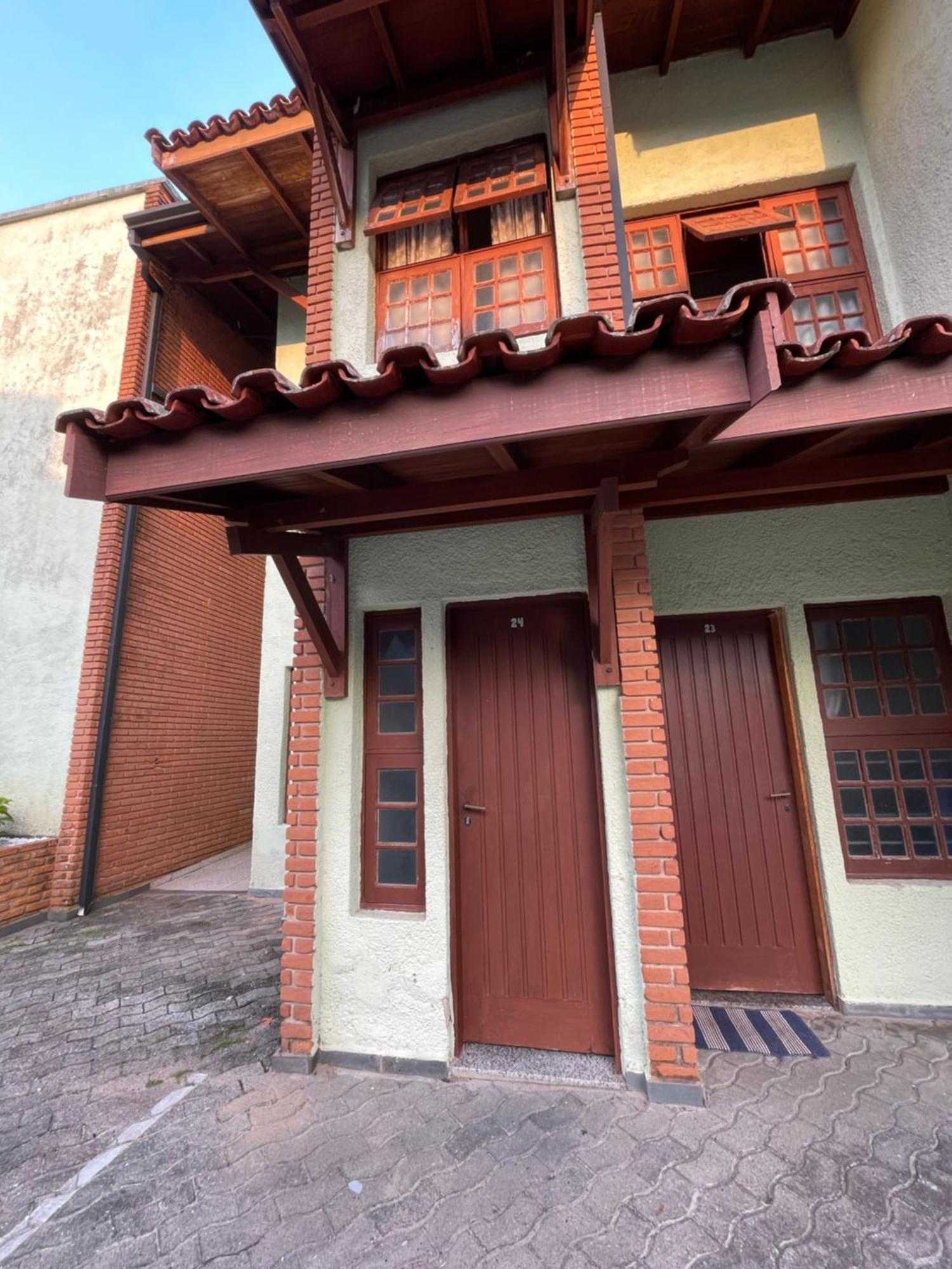 Pe Na Areia Na Praia Das Toninhas - Villagio 24 Porto Feliz Ubatuba Ngoại thất bức ảnh